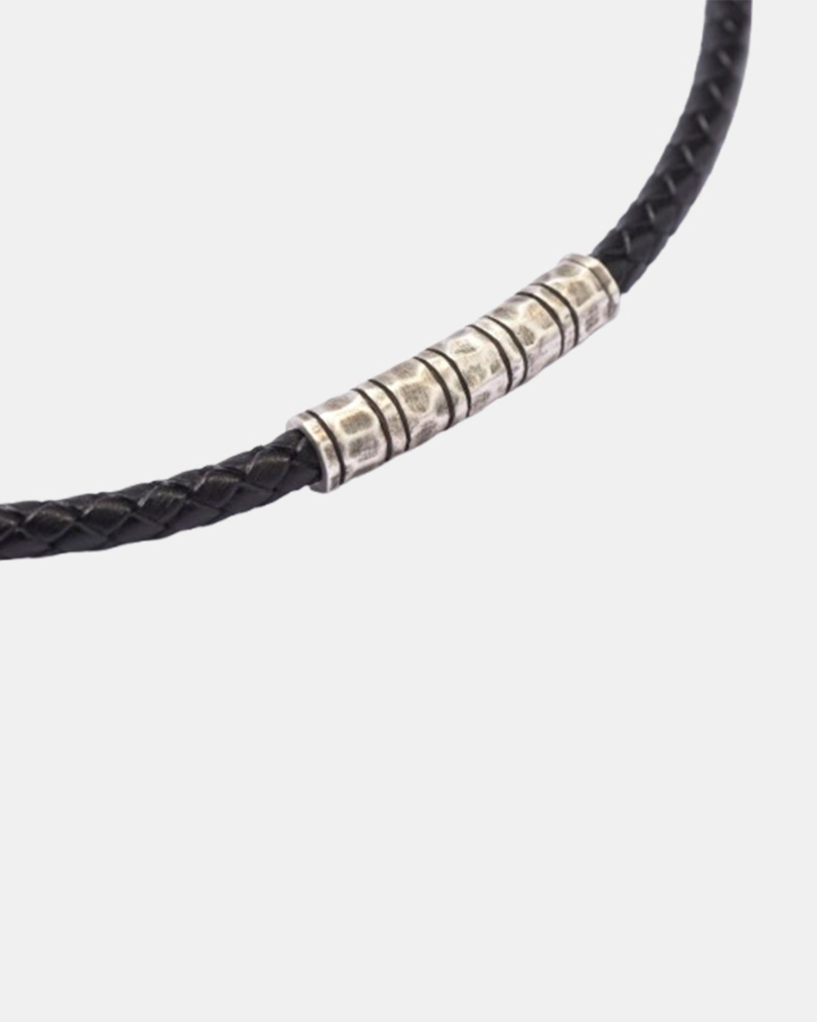HAMMERED 皮革項鍊