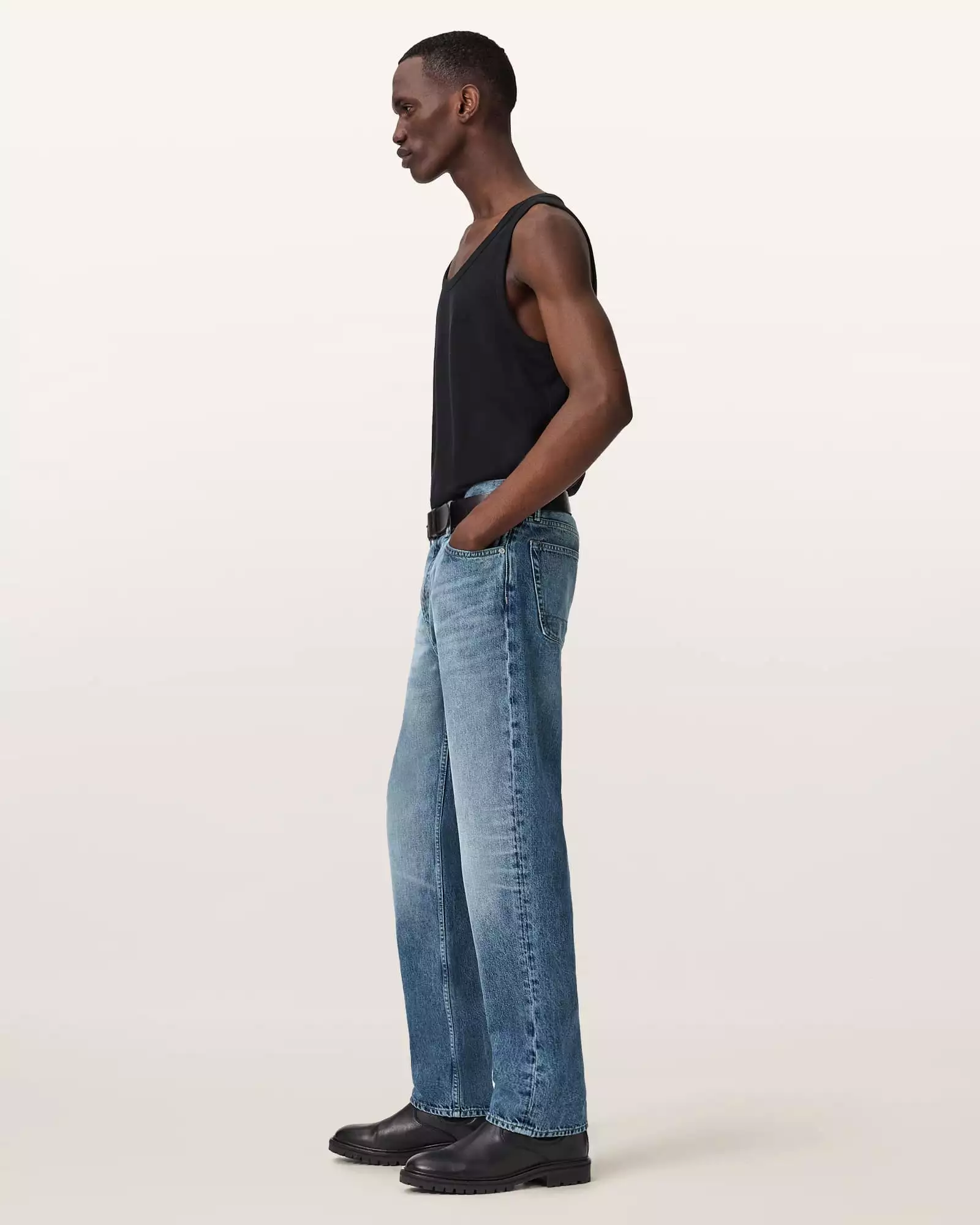 REID 中腰直筒牛仔褲