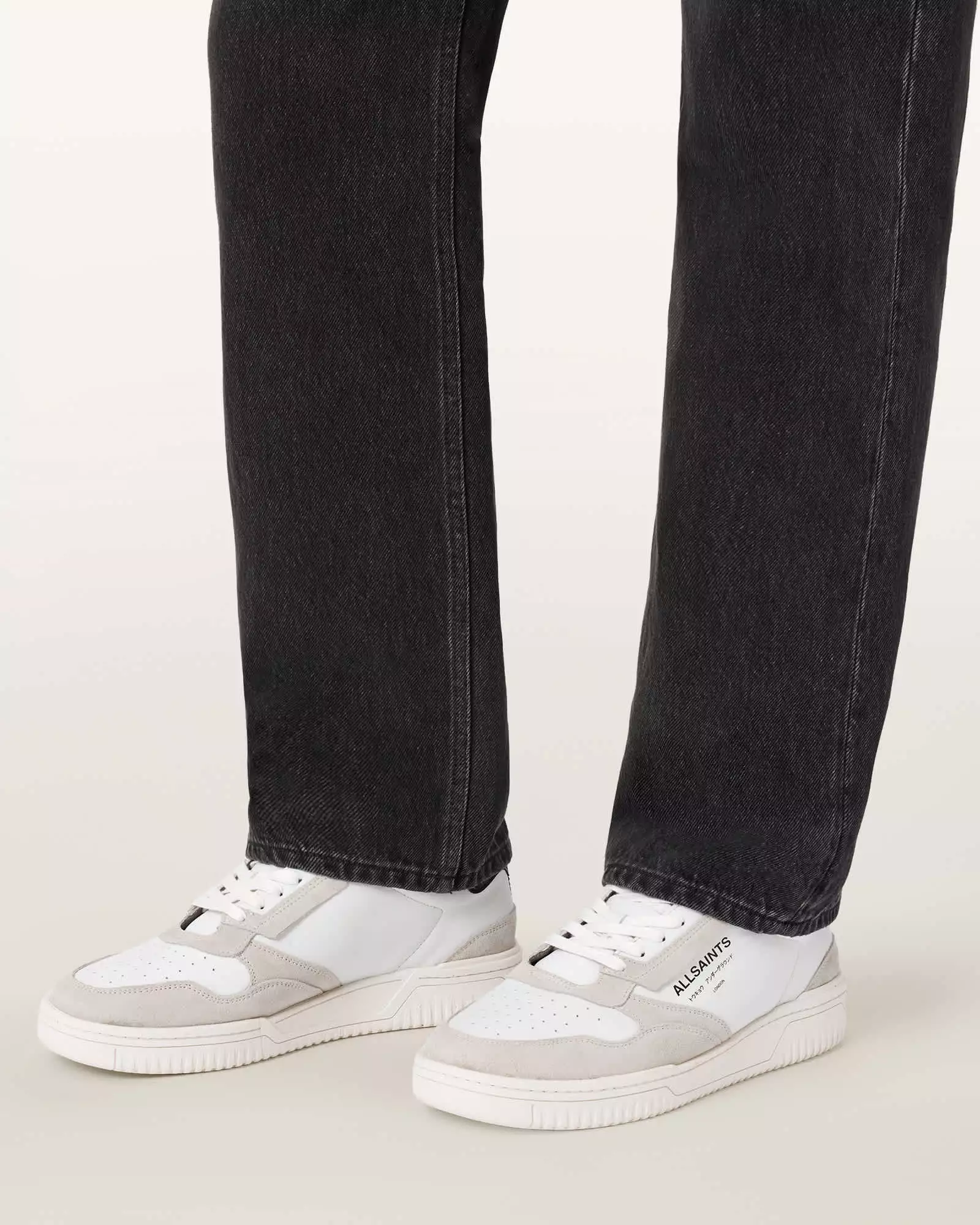 REGAN 牛皮平底休閒鞋