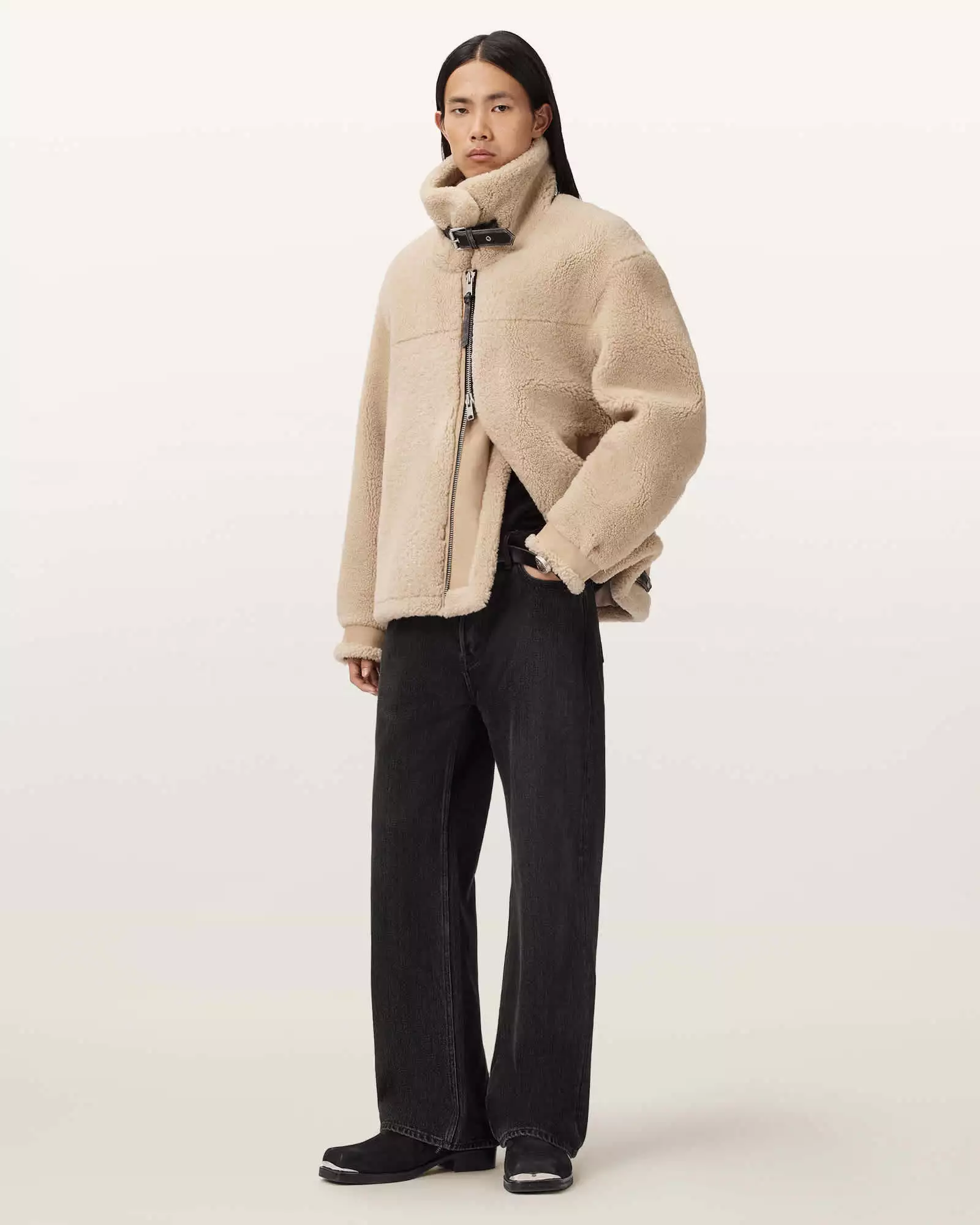 VERNON 翻羊毛皮衣外套