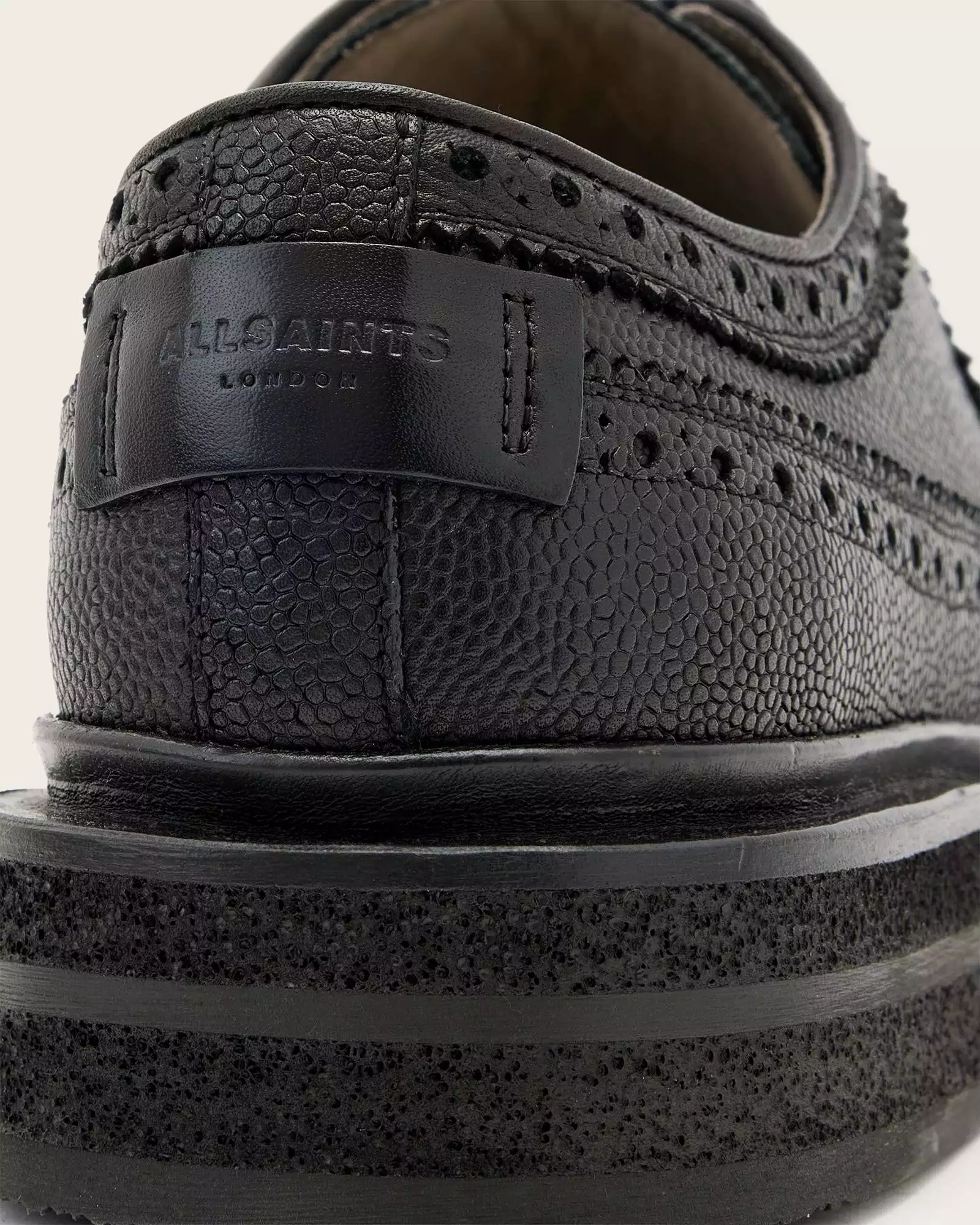 ESCHER 雕花牛皮德比鞋