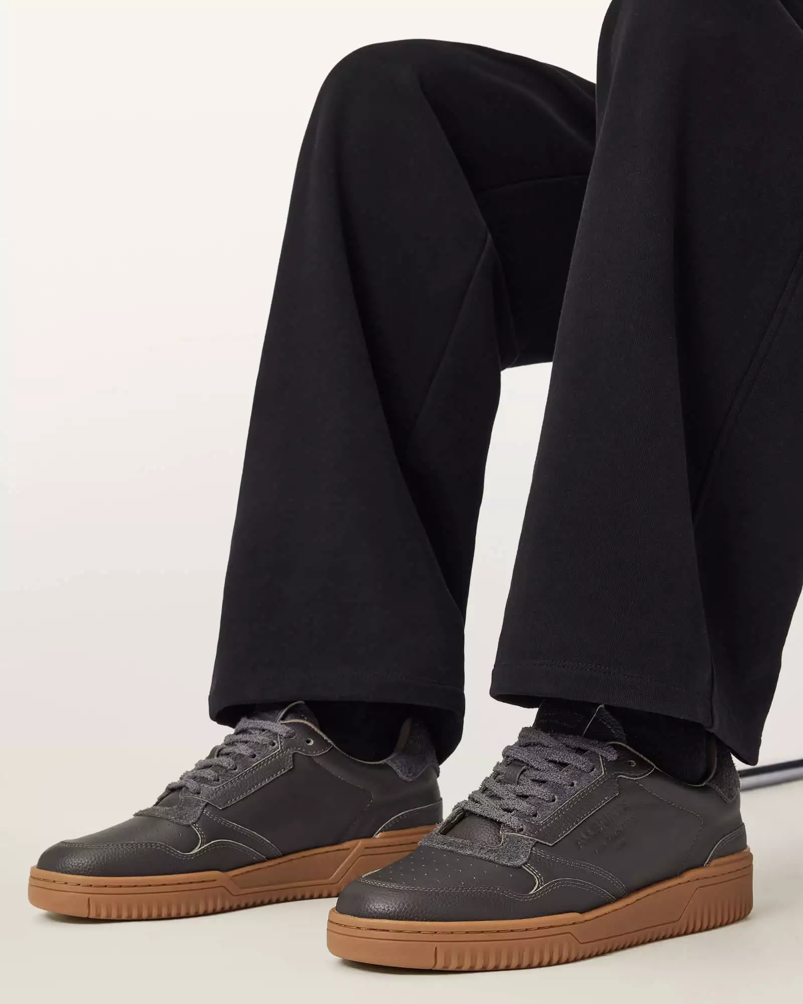 REGAN 平底休閒鞋