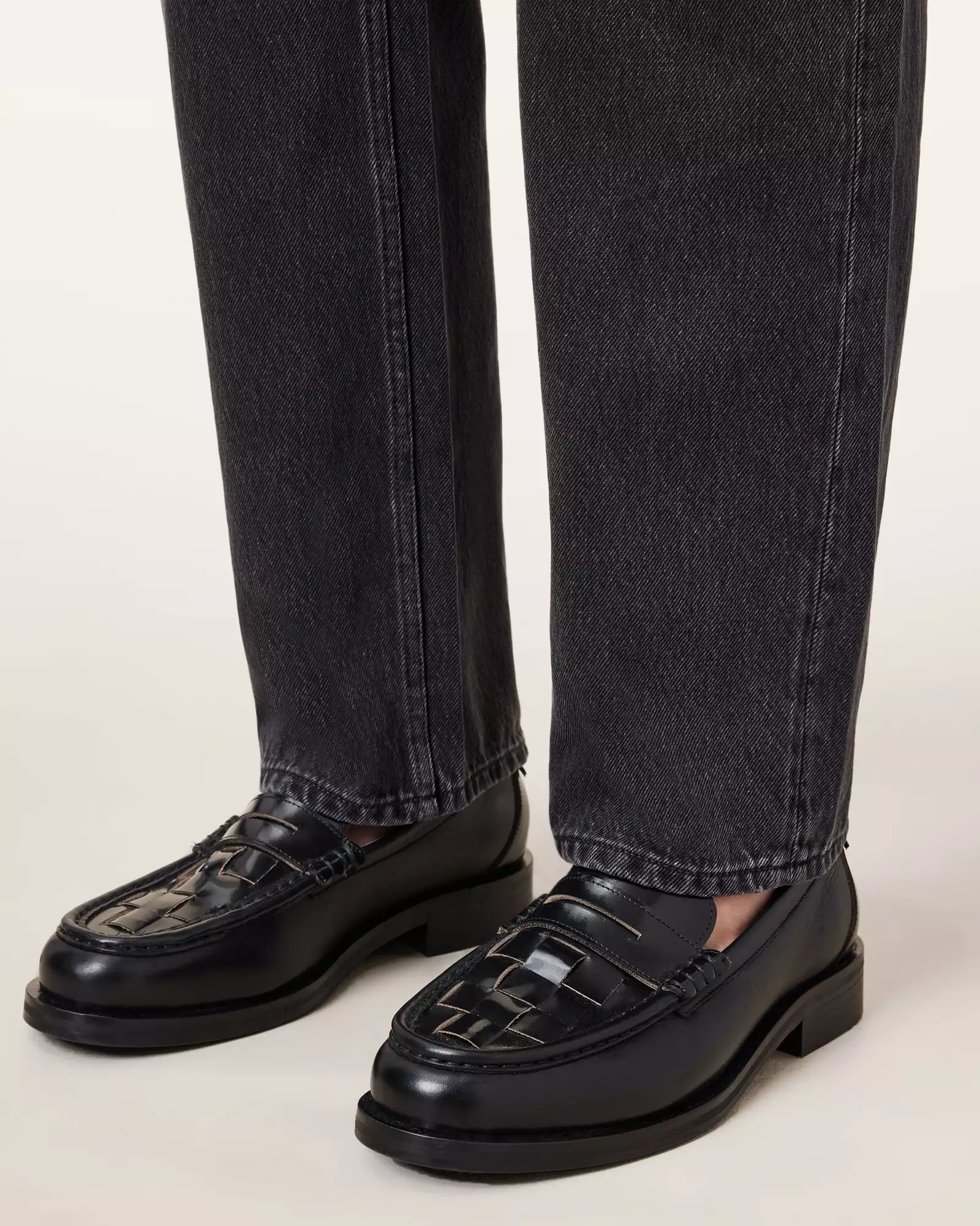 BLOOM 牛皮編織樂福鞋