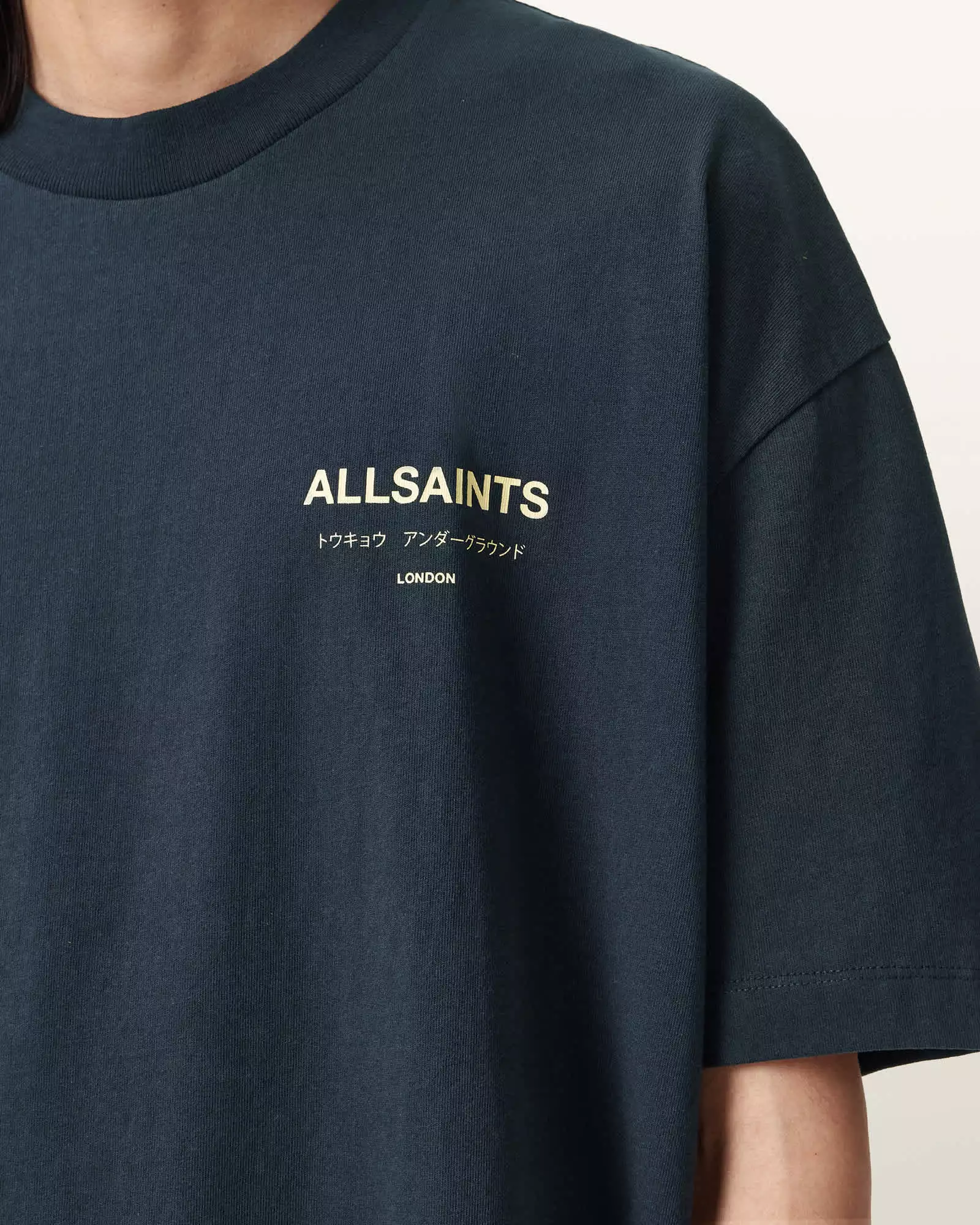 UNDERGROUND 短袖T恤