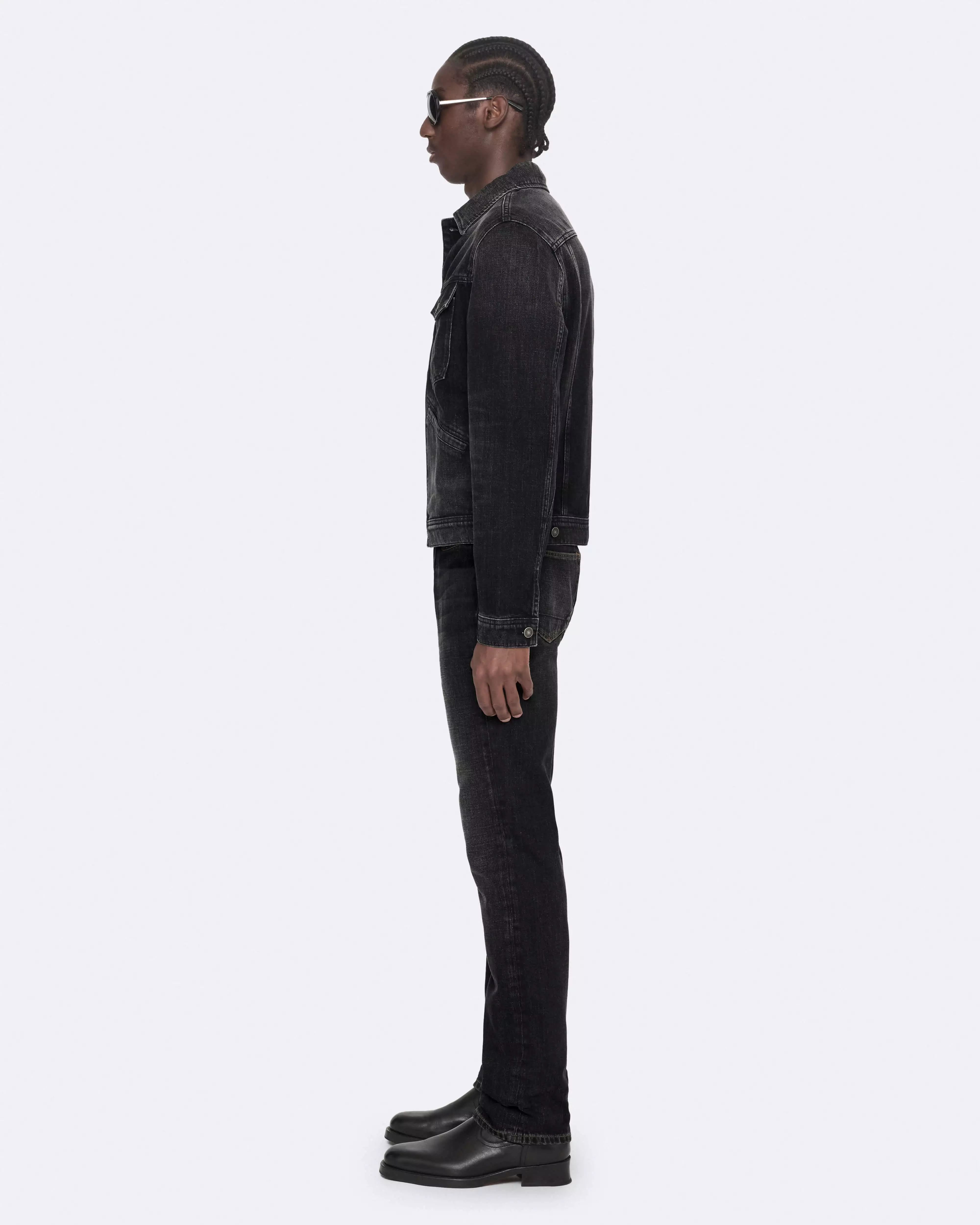 SLIM 修身直筒牛仔褲