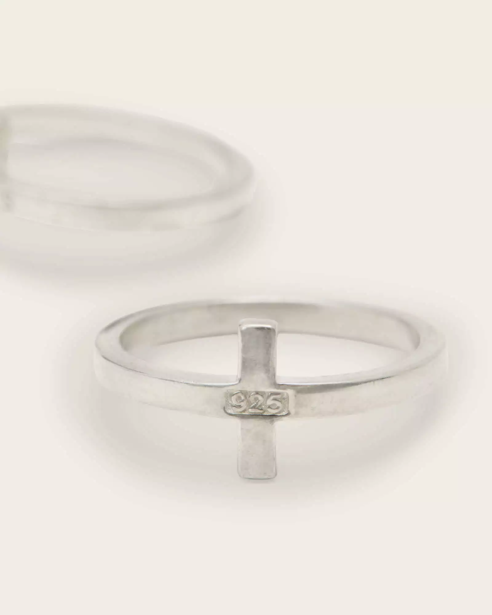 GABE 十字造型戒指