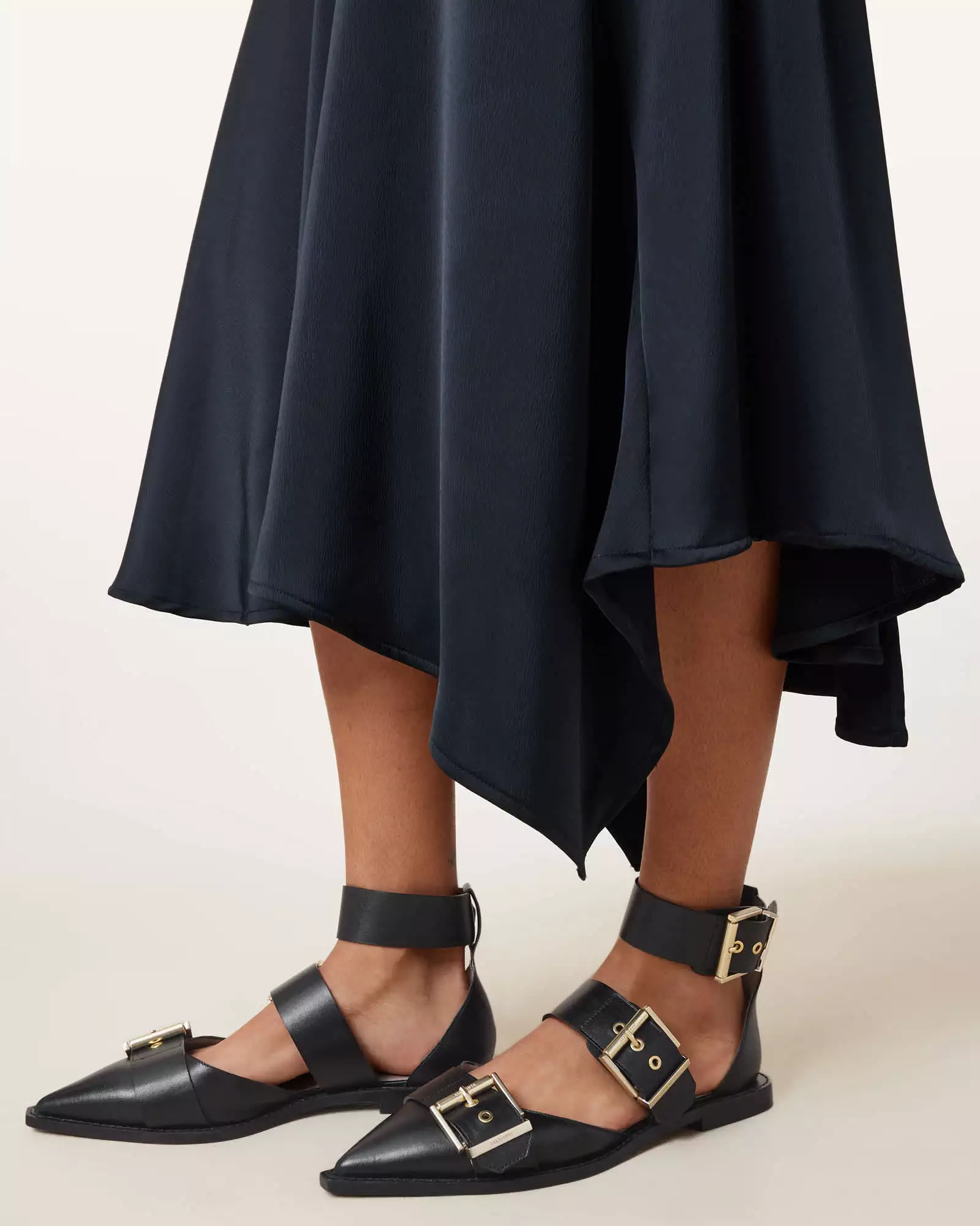 SUTTON 牛皮平底鞋