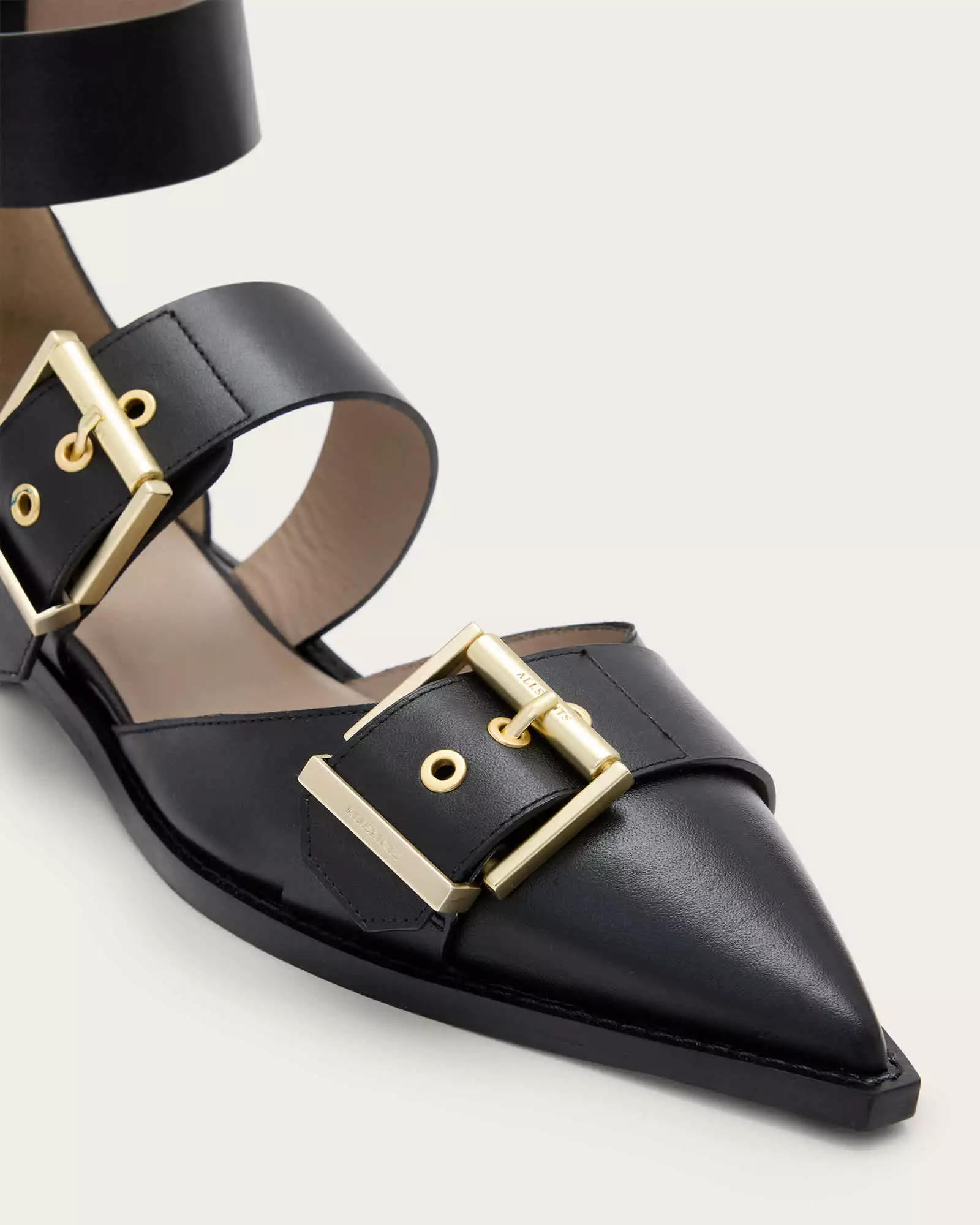 SUTTON 牛皮平底鞋