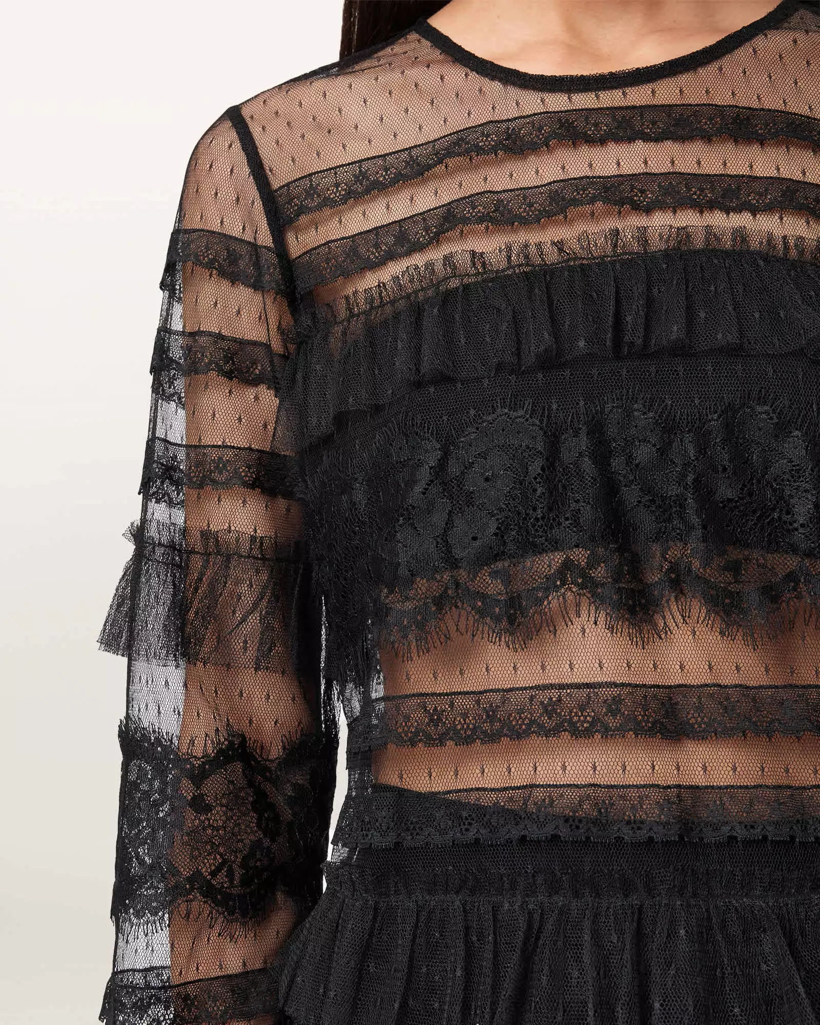 ARLEA 薄紗造型上衣