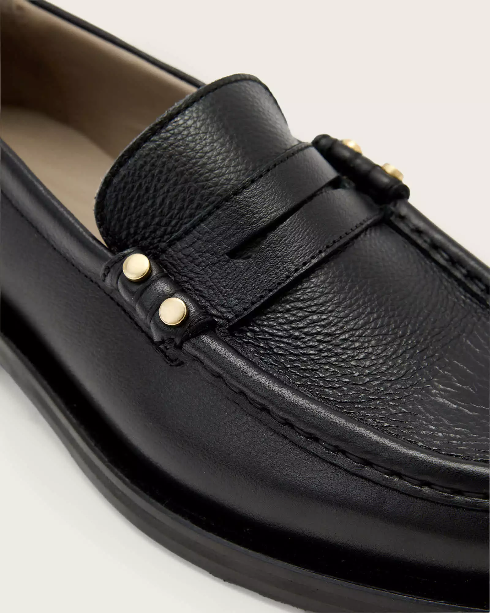 BLOOM 鉚釘樂福鞋