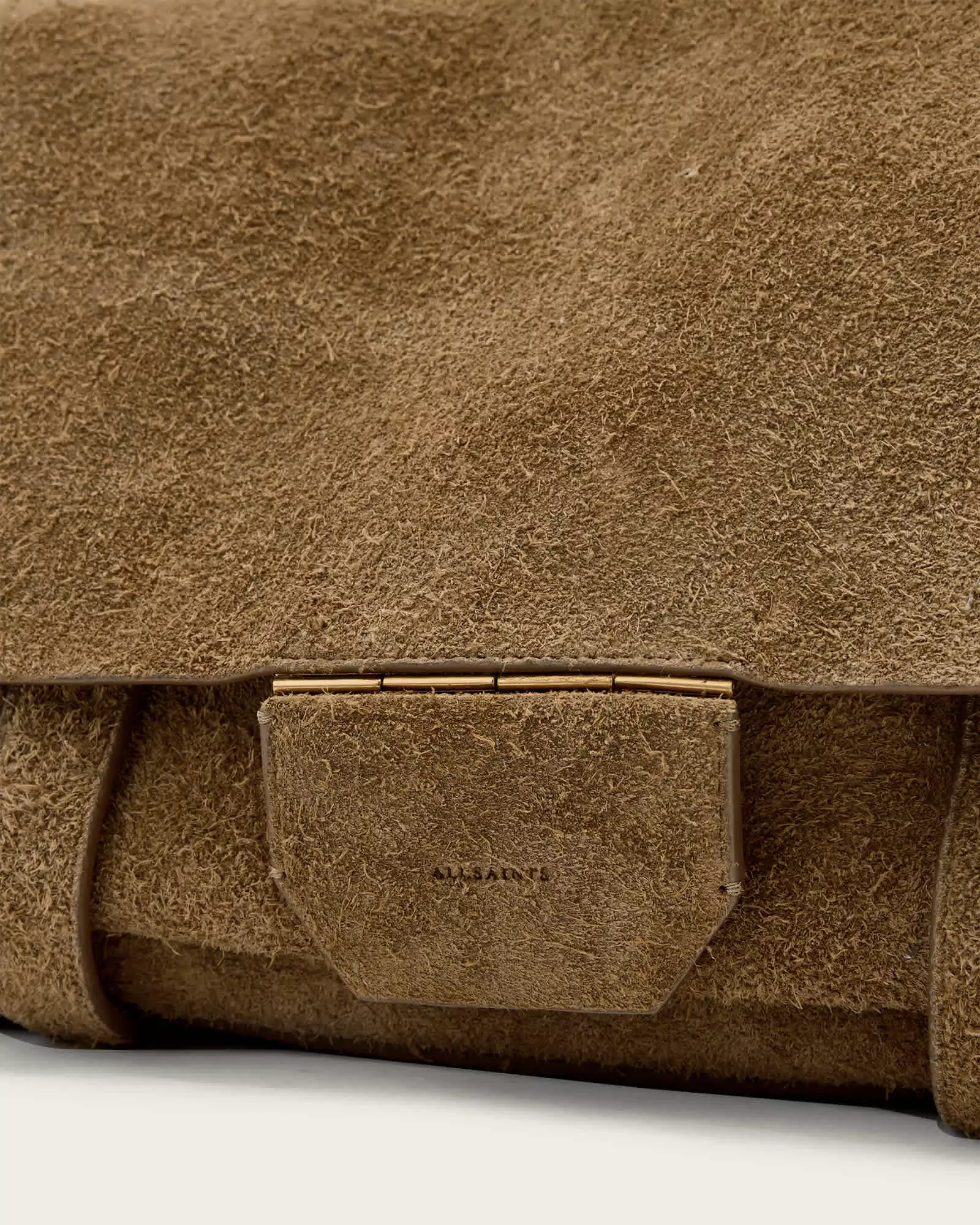 URSA 麂皮側背包