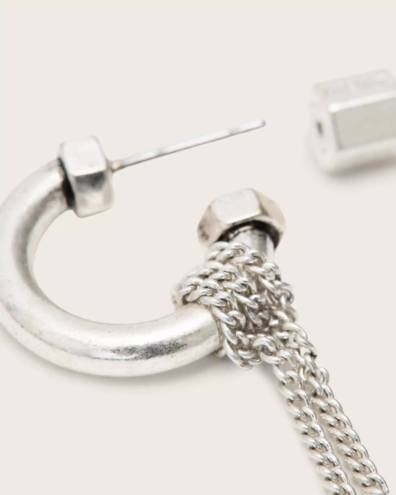 NIA TWIST 造型耳針