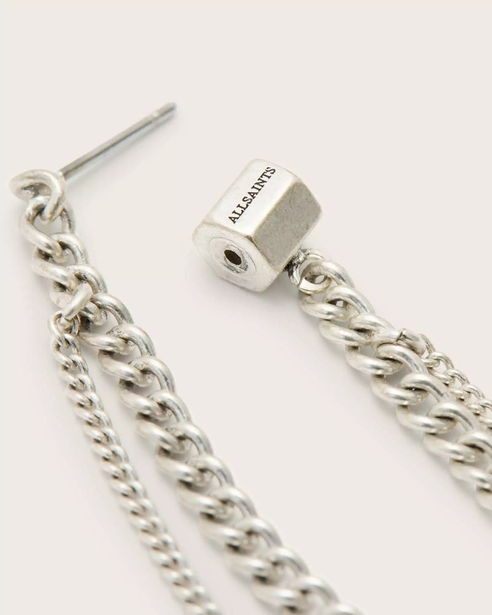 EDIE CHAIN 造型耳針
