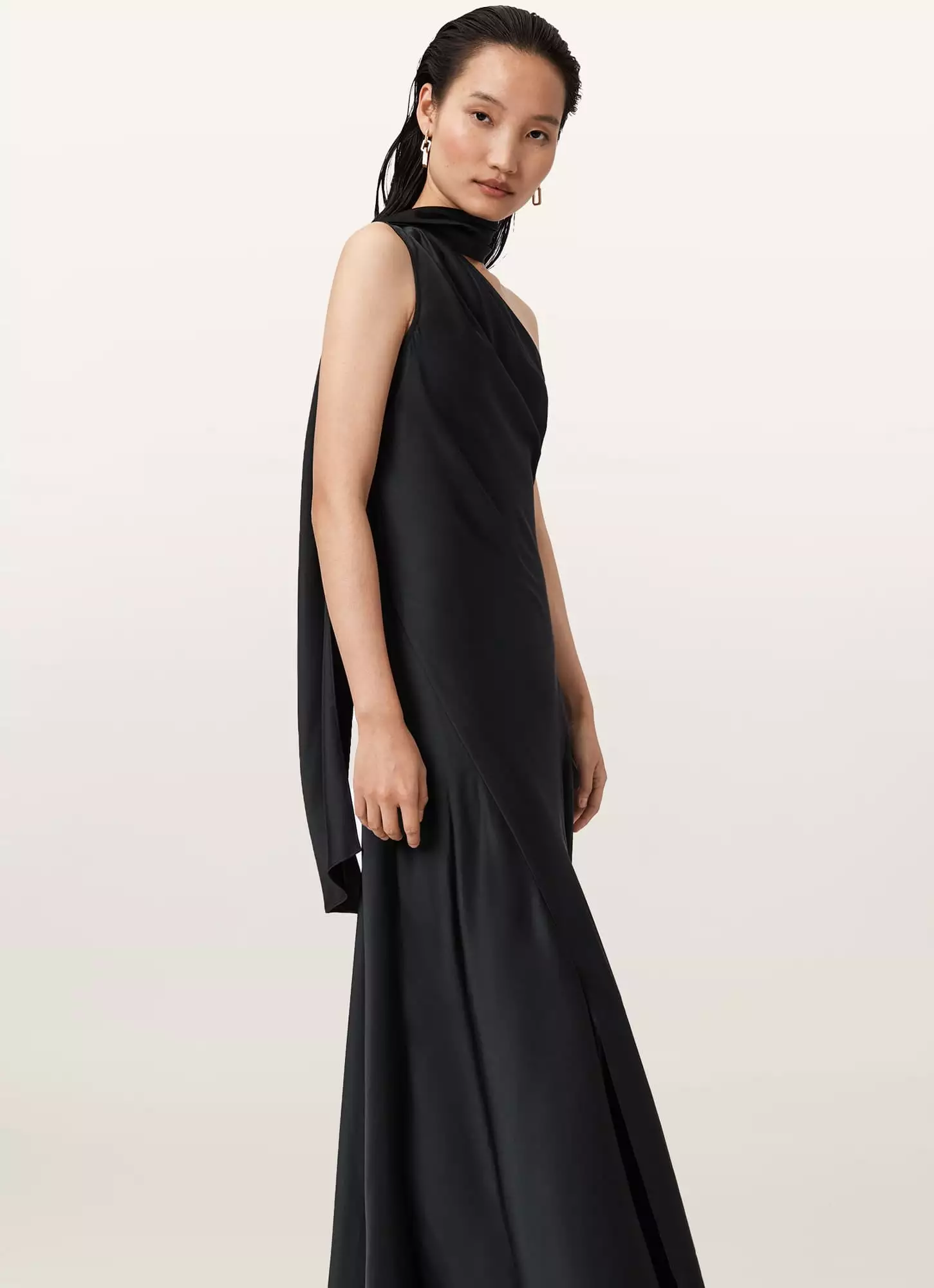 MONICA 斜肩長洋裝