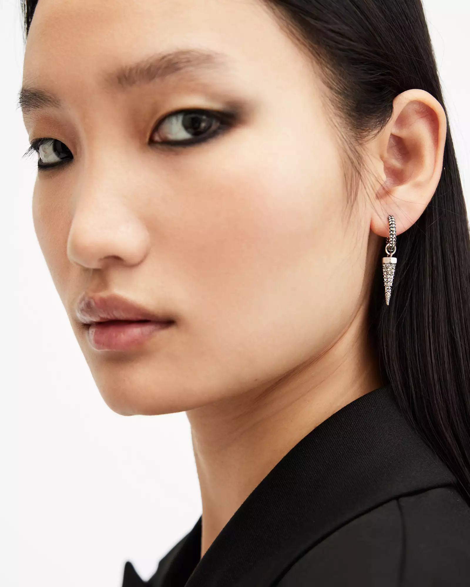LEYANN 耳針式耳環