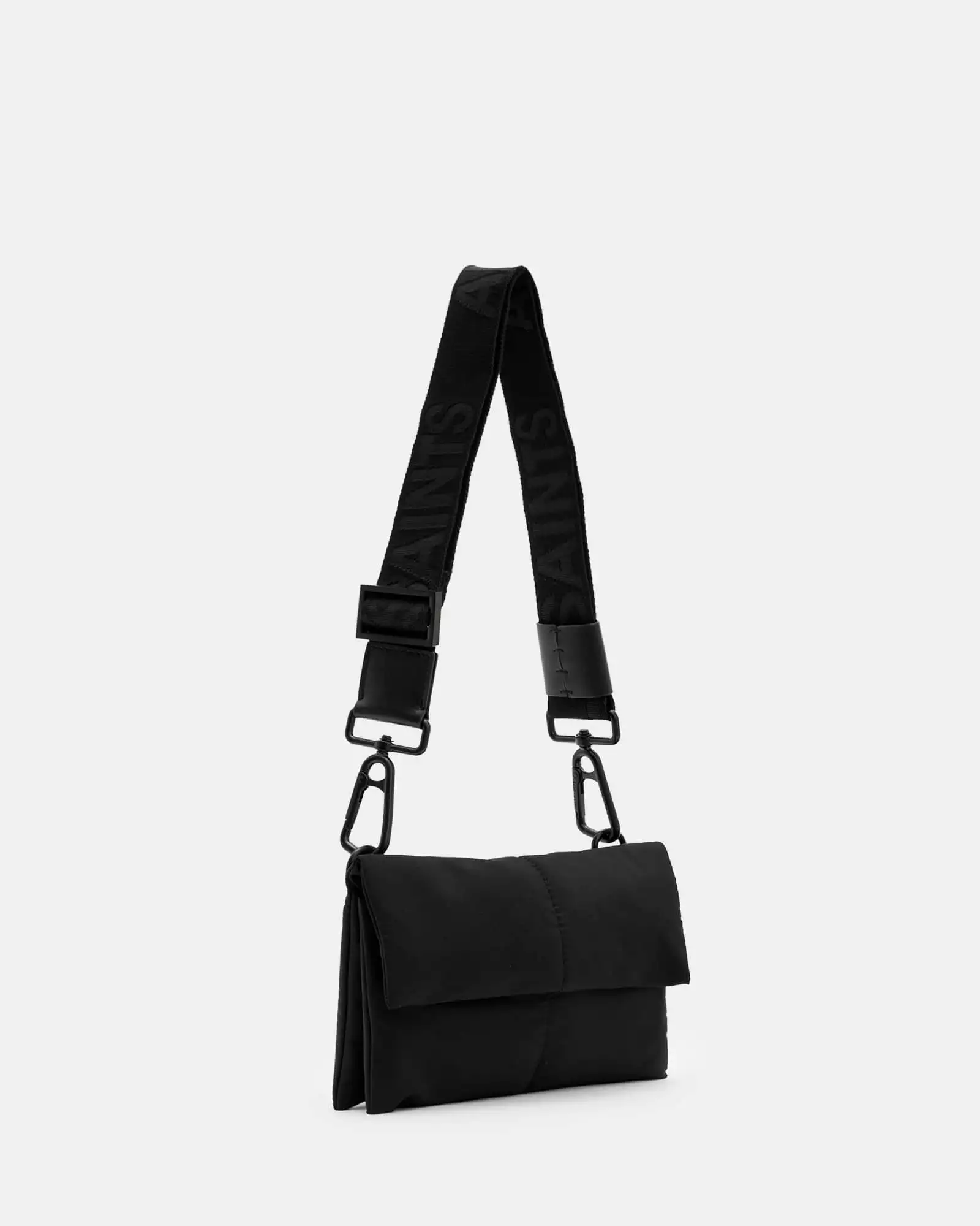 EZRA 衍縫側背包