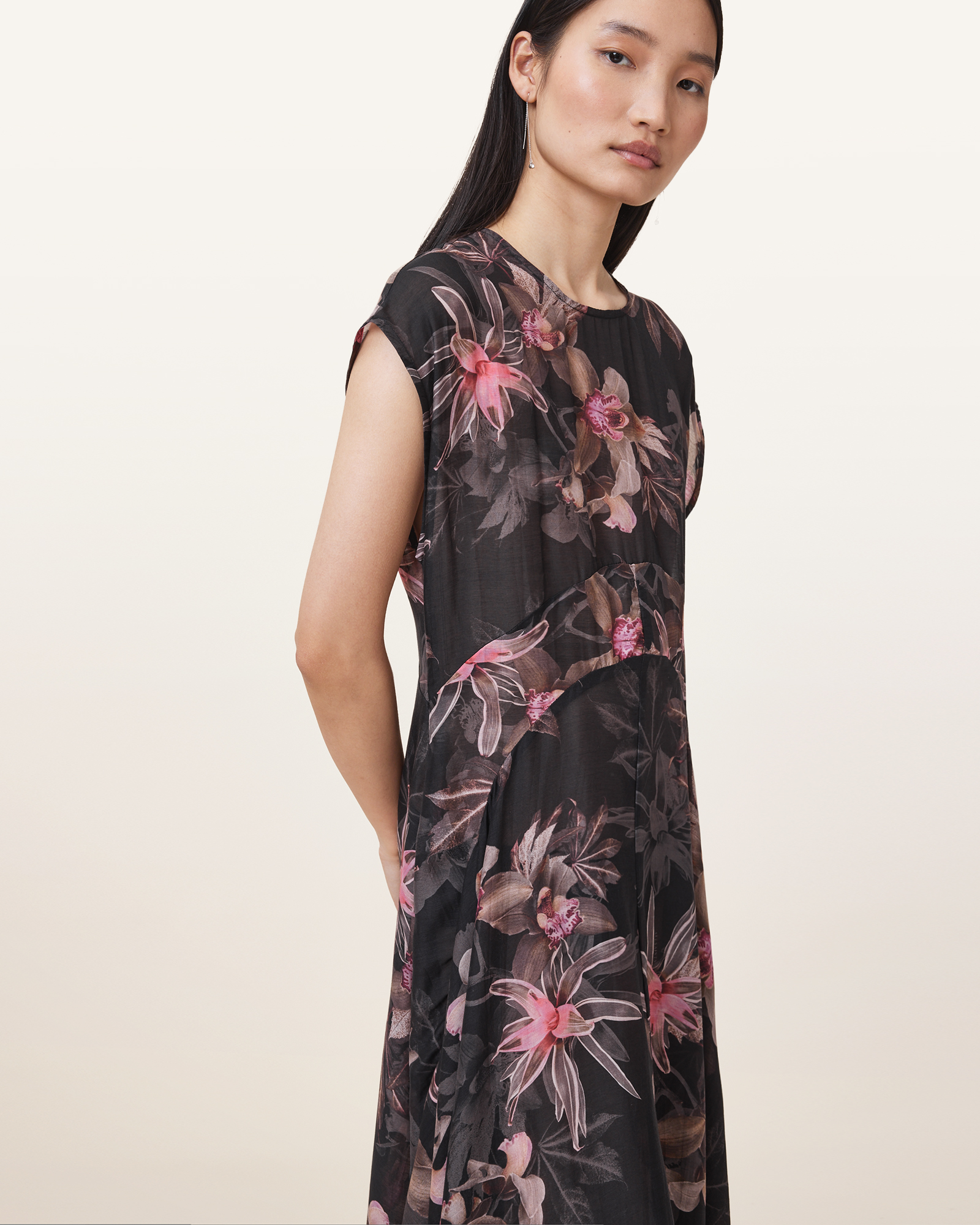 ARWEN 印花洋裝