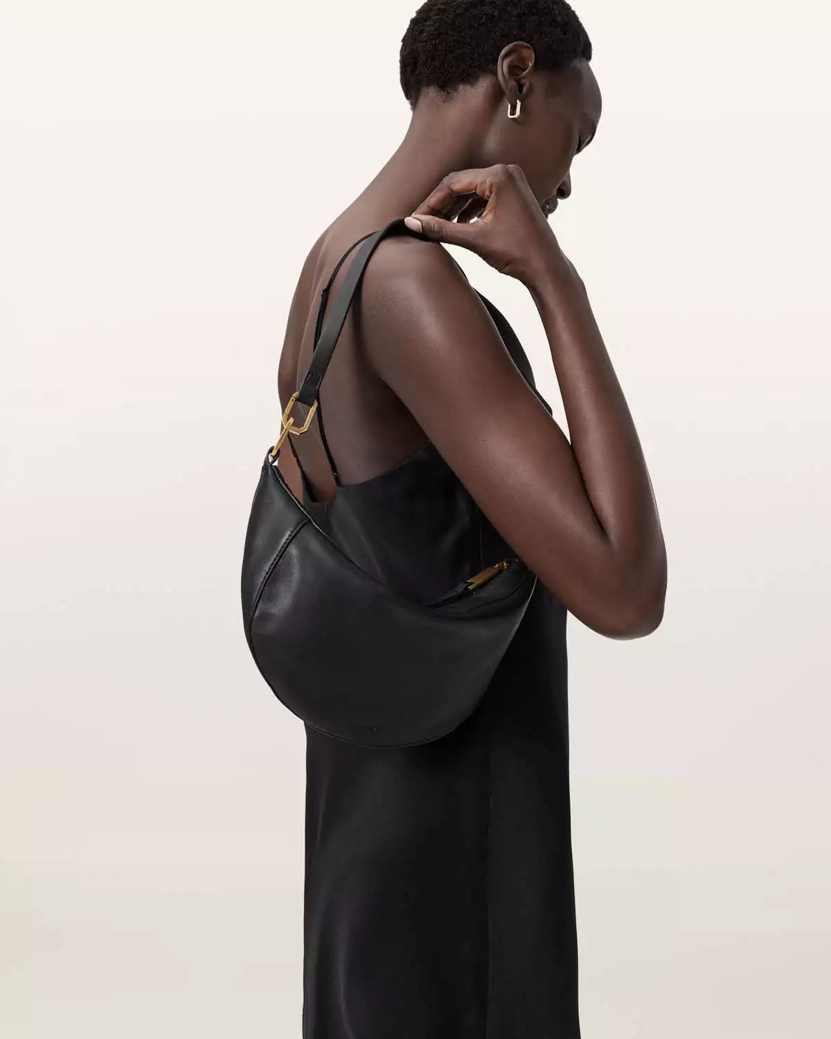 LUNA MICRO 羊皮肩背包