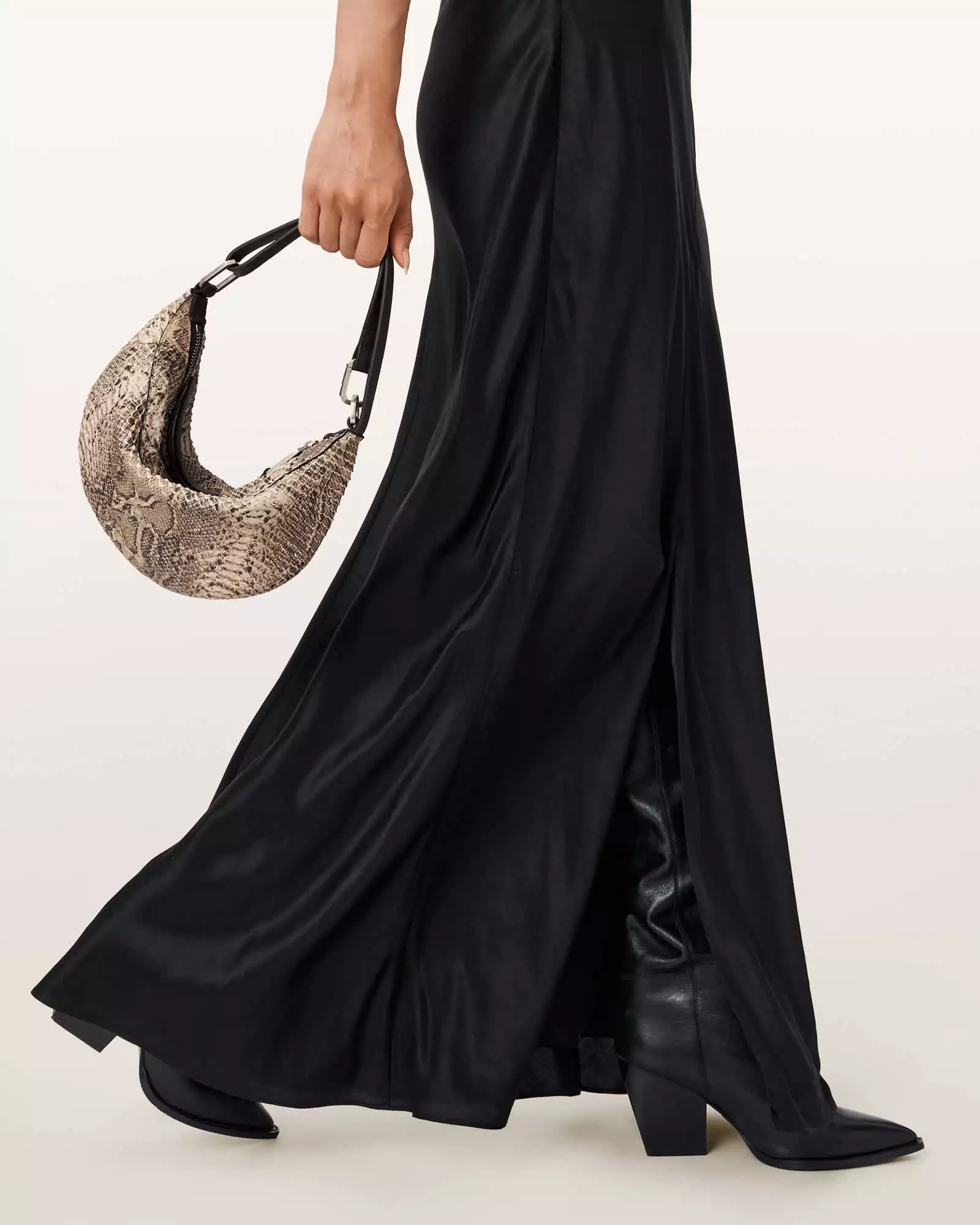 LUNA MICRO 羊皮肩背包