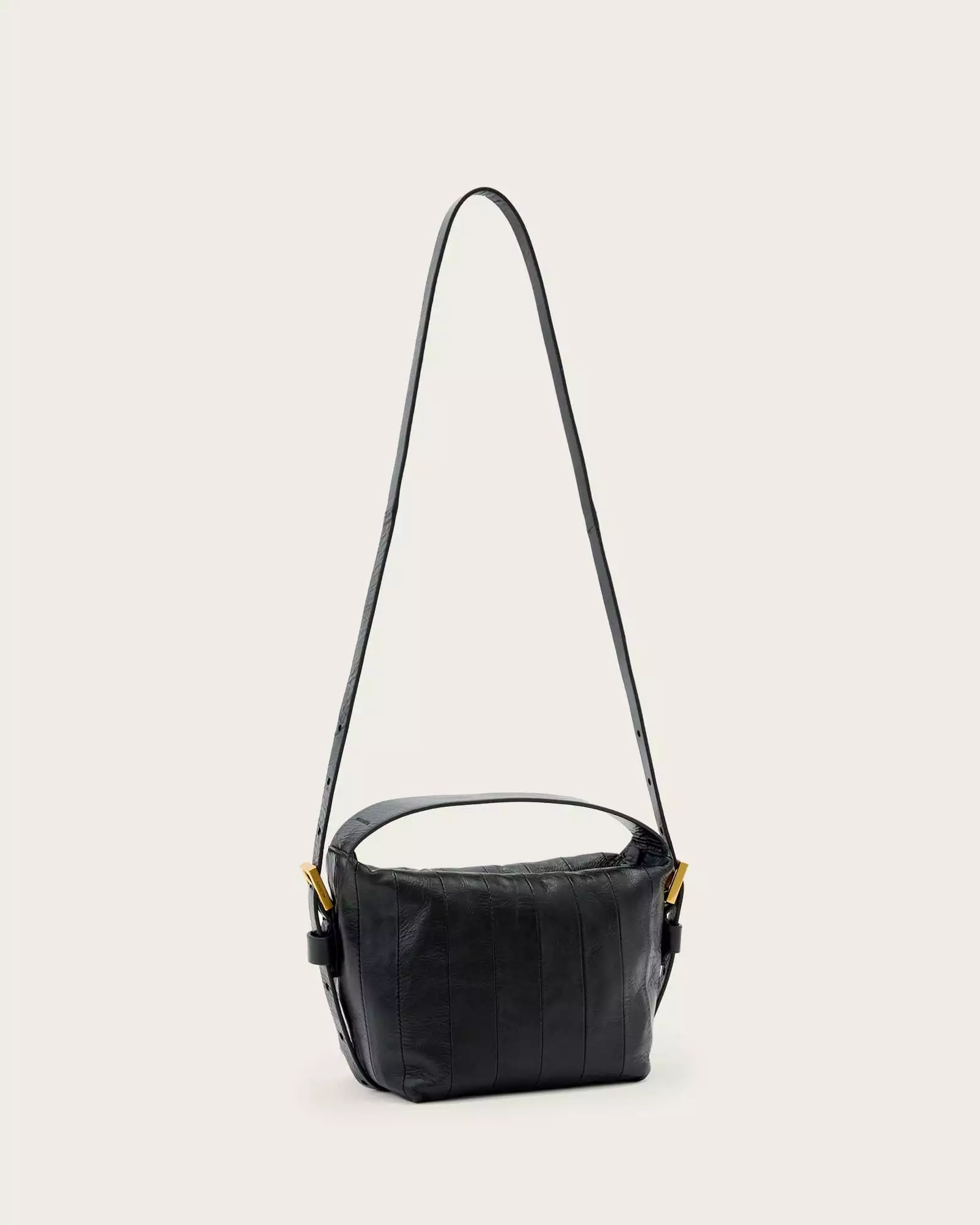 VEGA PANEL 牛皮側背包