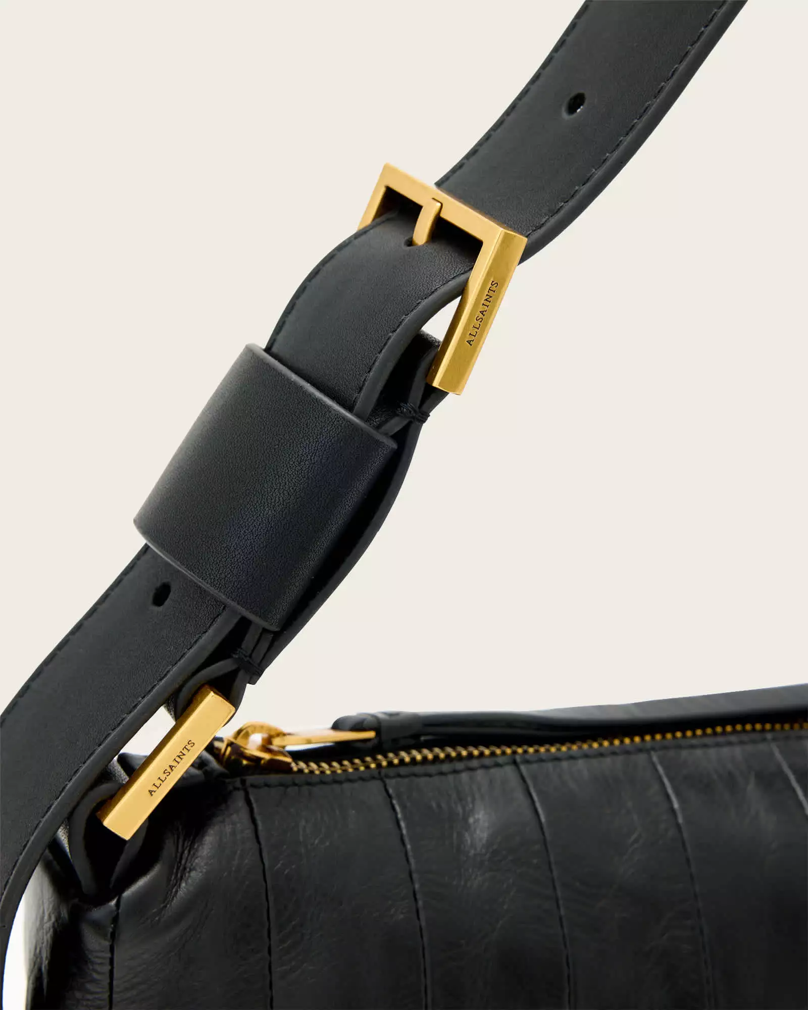 EDBURY PANEL 牛皮側背包