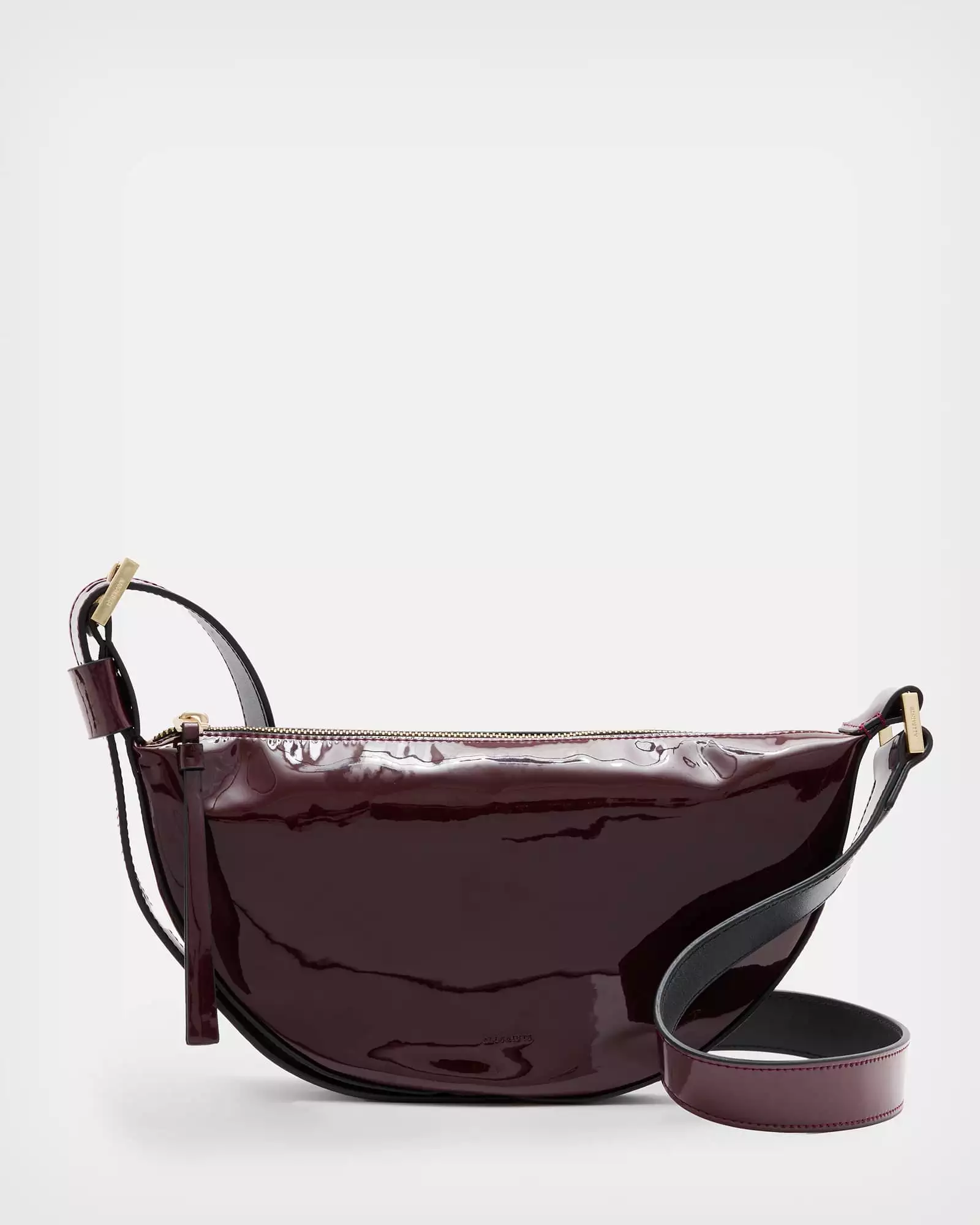 HALF MOON 牛皮斜背包