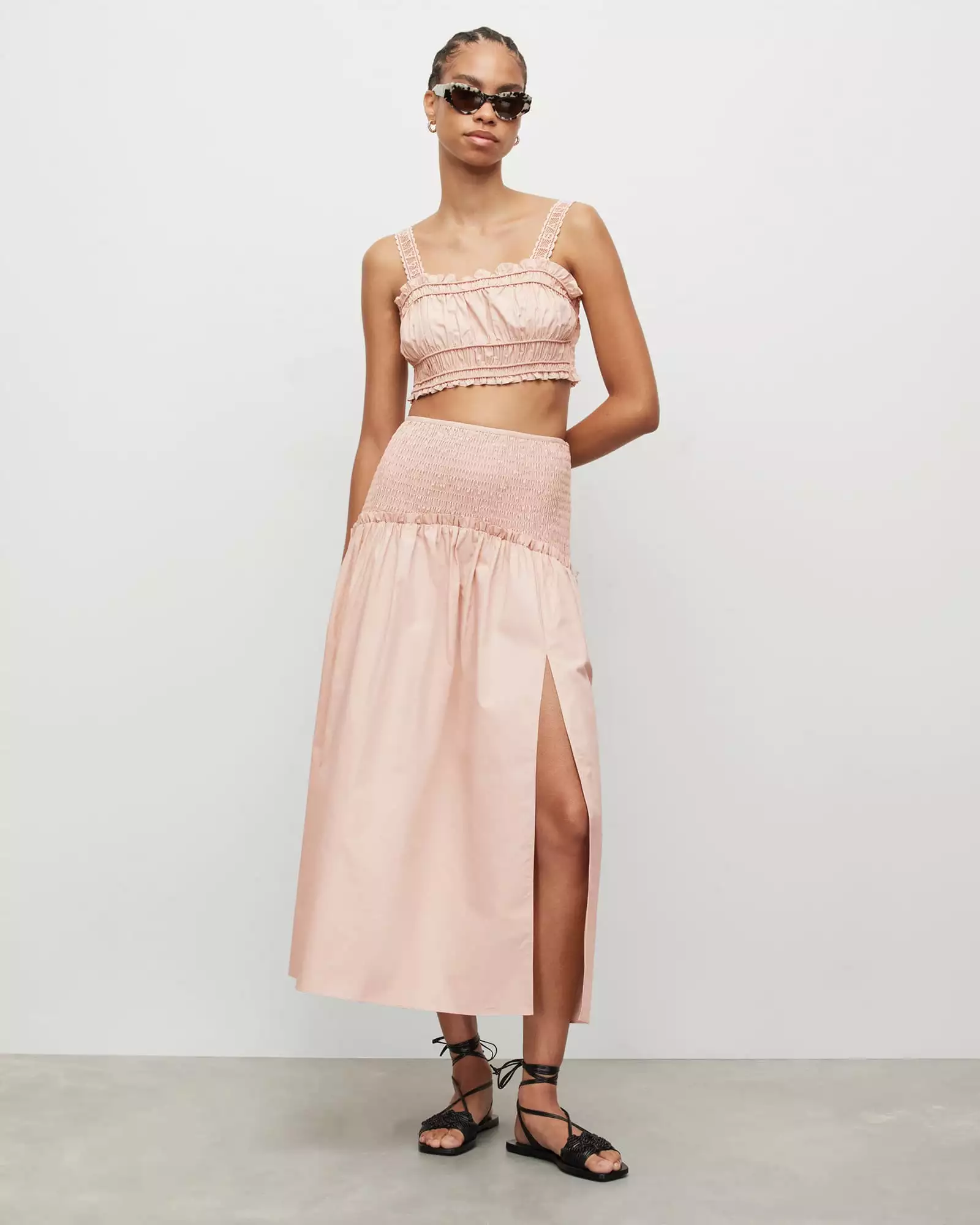 ALEX 細肩短版上衣