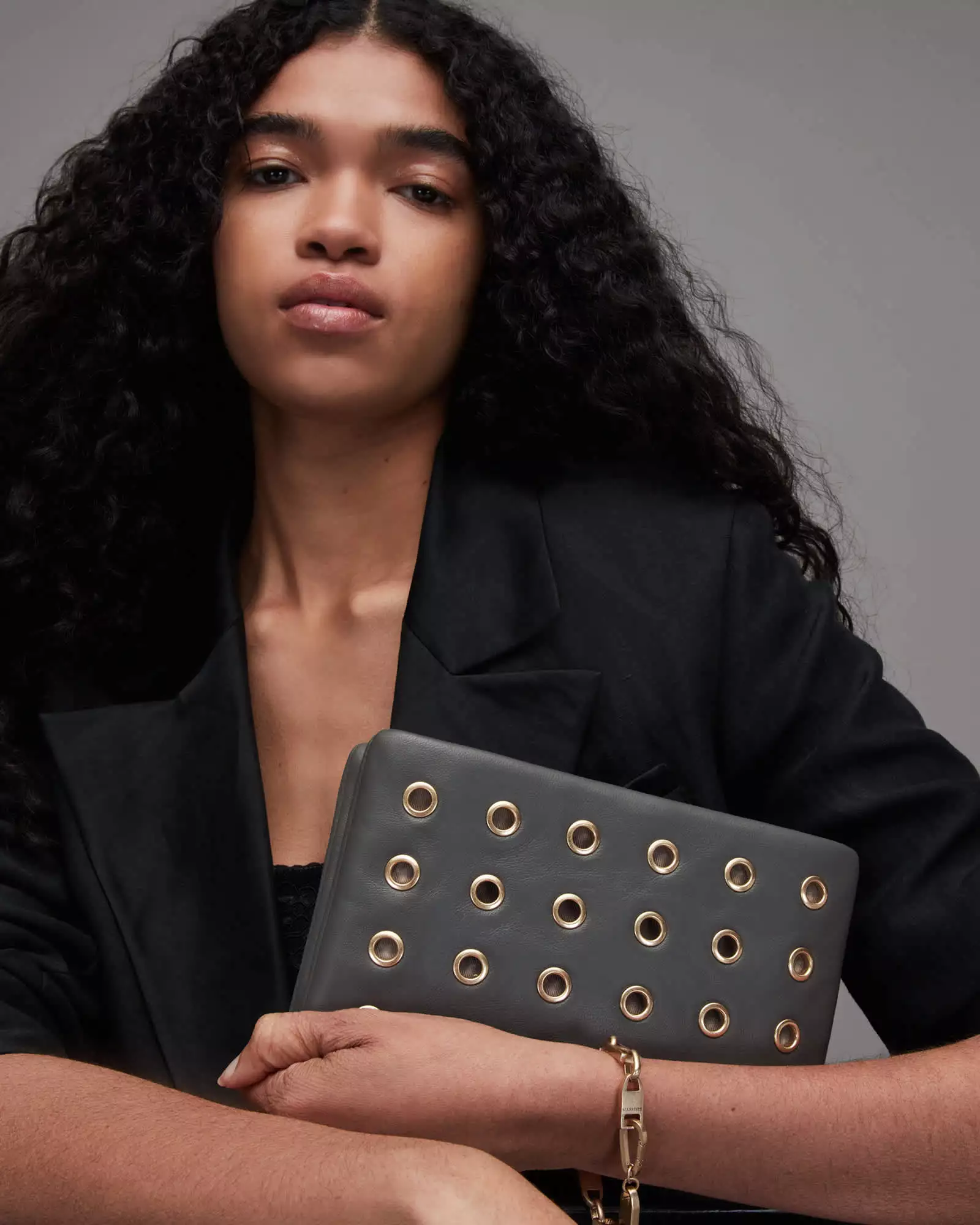 MILA 羊皮肩背包